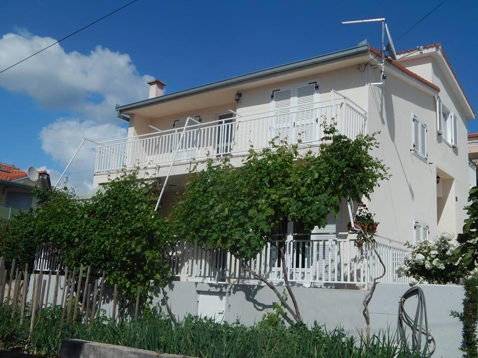 Apartment Arleta Trogir Buitenkant foto